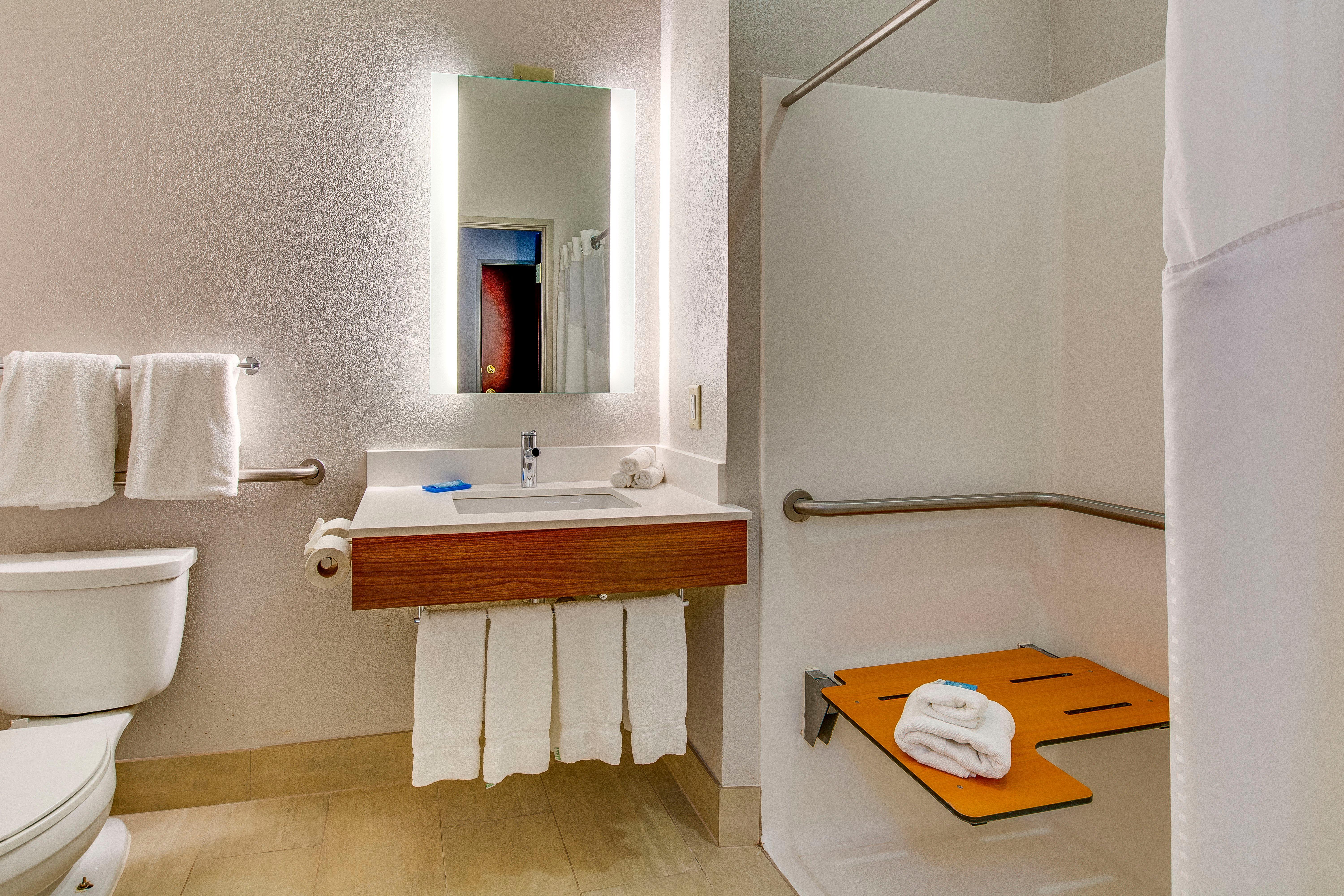 Holiday Inn Express וינסנס מראה חיצוני תמונה