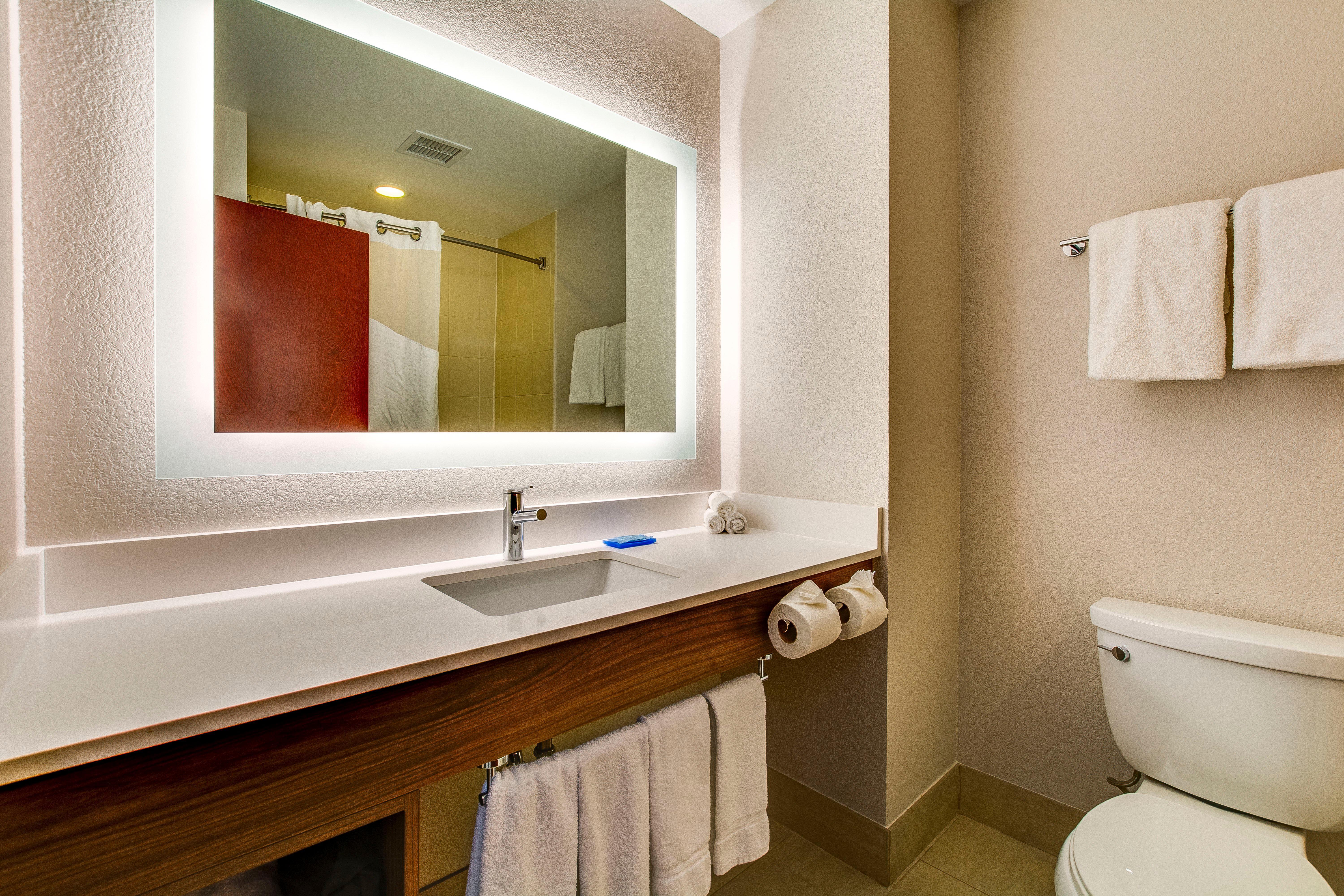 Holiday Inn Express וינסנס מראה חיצוני תמונה