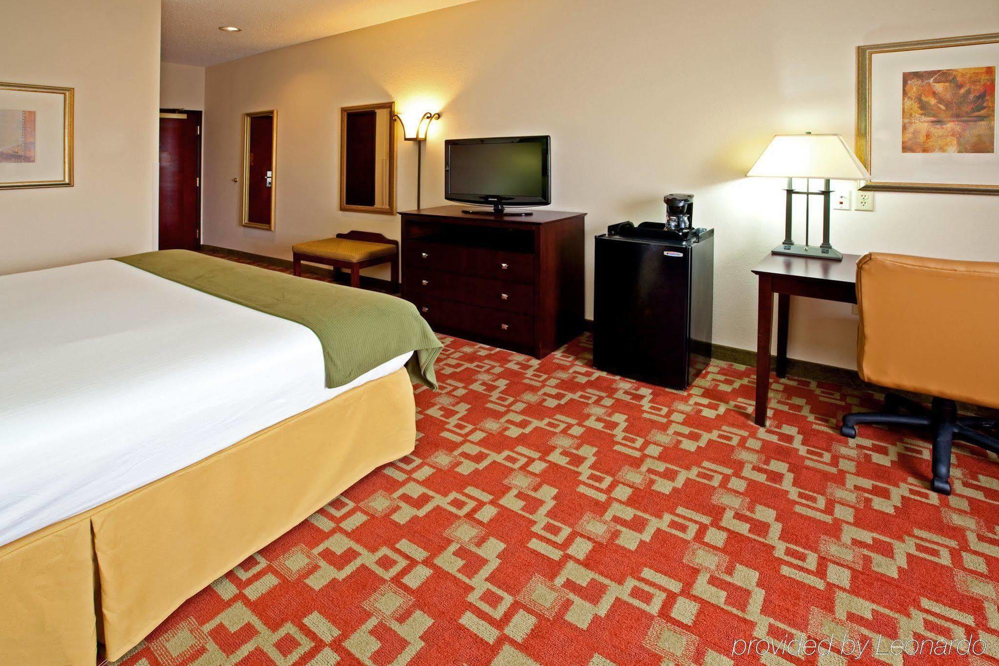 Holiday Inn Express וינסנס חדר תמונה